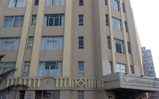 Studio apartment in Durban CBD