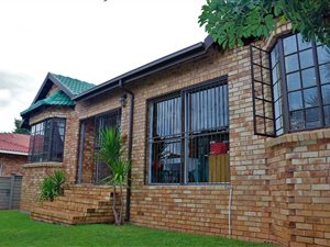 3 Bed House in Cashan