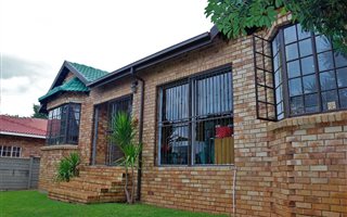 3 Bedroom House in Cashan