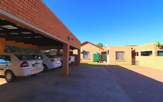 4 Bedroom House in Lephalale (Ellisras)