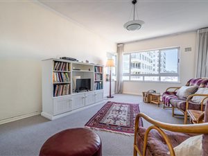 1 Bed Apartment in Three Anchor Bay