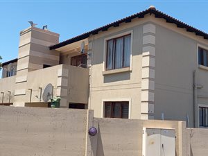 2 Bed Apartment in Arundo Estate