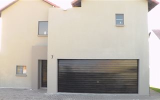 3 Bedroom House in Olympus