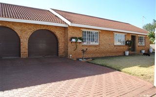 2 Bedroom House in Riversdale