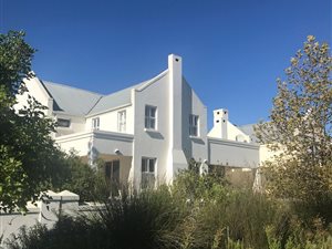4 Bed House in De Zalze