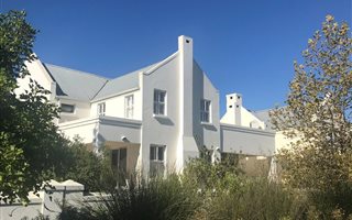 4 Bedroom House in De Zalze