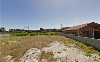 494 m² Land available in Highbury