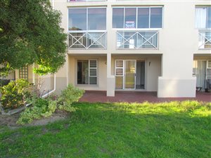 1 Bed Apartment in Bloubergstrand