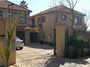 8 Bed House in Randpark