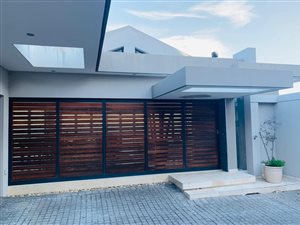 4 Bed House in Herolds Bay