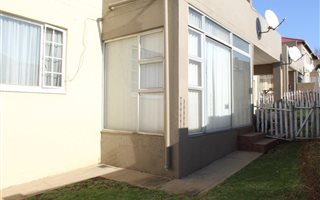 2 Bedroom Townhouse in Meyersdal