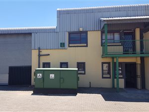 420 m² Industrial space in Hennopspark