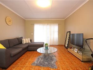 2 Bed Apartment in Ferndale