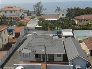 320 m² Commercial space in Bluff