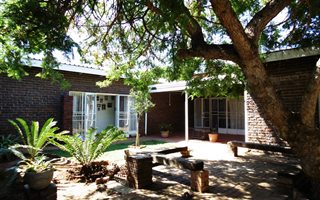 5 Bedroom House in Rayton