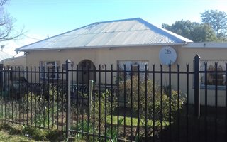 5 Bedroom House in Queenstown Central
