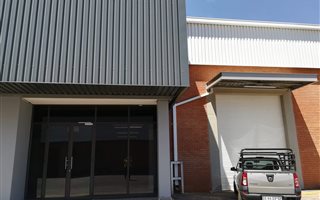 379 m² Industrial space in Linbro Park