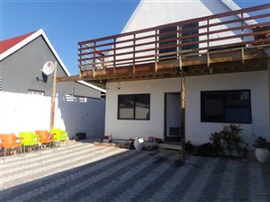 3 Bed House in North End
