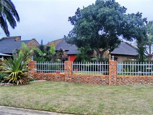 3 Bed House in Fraaiuitsig