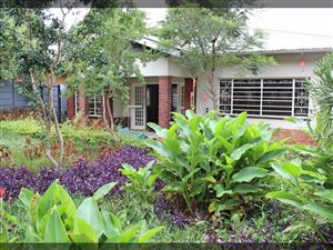 5 Bed House in Rietondale