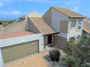 4 Bed House in Langebaan Country Estate