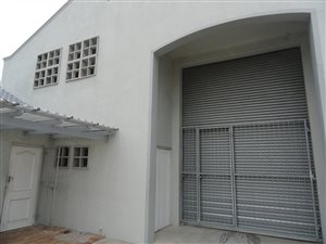 234 m² Commercial space in Airport Industria