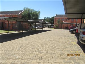 2 Bed Townhouse in Erasmuskloof