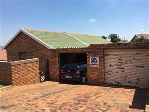 3 Bed House in Naturena