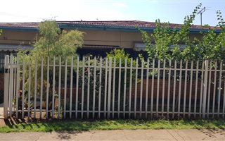 3 Bedroom House in Krugersdorp West