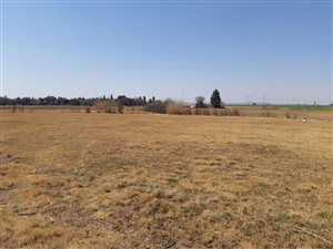 1225 m² Land available in Meyerton Central