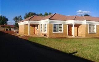 3 Bedroom House in Jameson Park