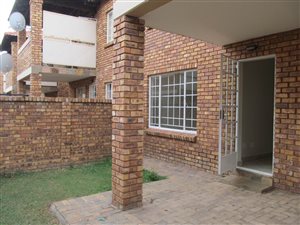 2 Bed Townhouse in Andeon AH