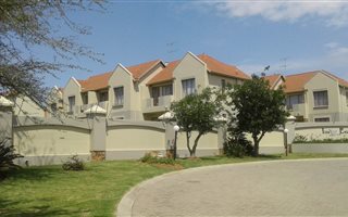 1 Bedroom Apartment in Esther Park