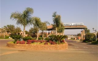 647 m² Land available in Roberts Estate