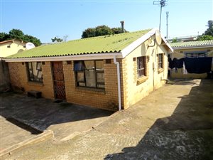 5 Bed House in KwaMashu
