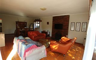 4 Bedroom House in Panorama