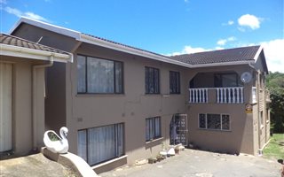 6 Bedroom House in Clare Hills