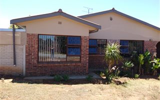 3 Bedroom House in Azalea Park