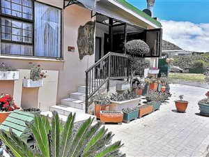 2 Bed House in Diaz Beach
