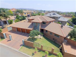 5 Bed House in Ruimsig