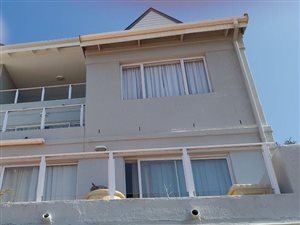 3 Bed Apartment in Mossel Bay Central