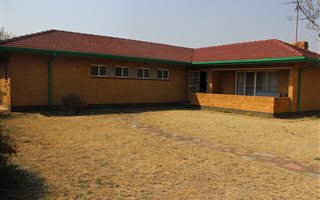 3 Bedroom House in Vanderbijlpark SW