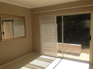 1 Bed Apartment in Bryanston West