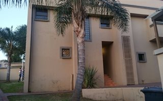 3 Bedroom Duplex in Laudium