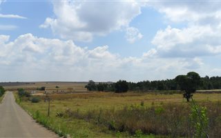 5000 m² Land available in Mooikloof Equestrian Estate