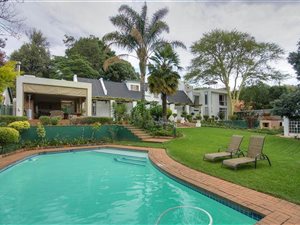 6 Bed House in Northcliff