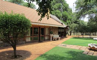 8 ha Land available in Elandsheuwel