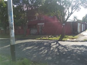 3 Bed Apartment in Forest Hill