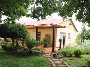 18 ha Farm in Magaliesburg