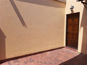 3 Bed Duplex in Waterval East
